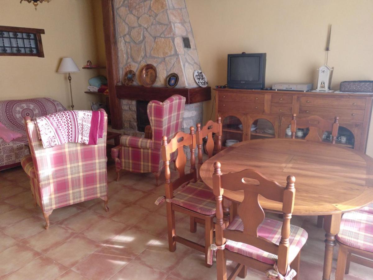 Casa Rural Amador Villarroya de los Pinares Buitenkant foto