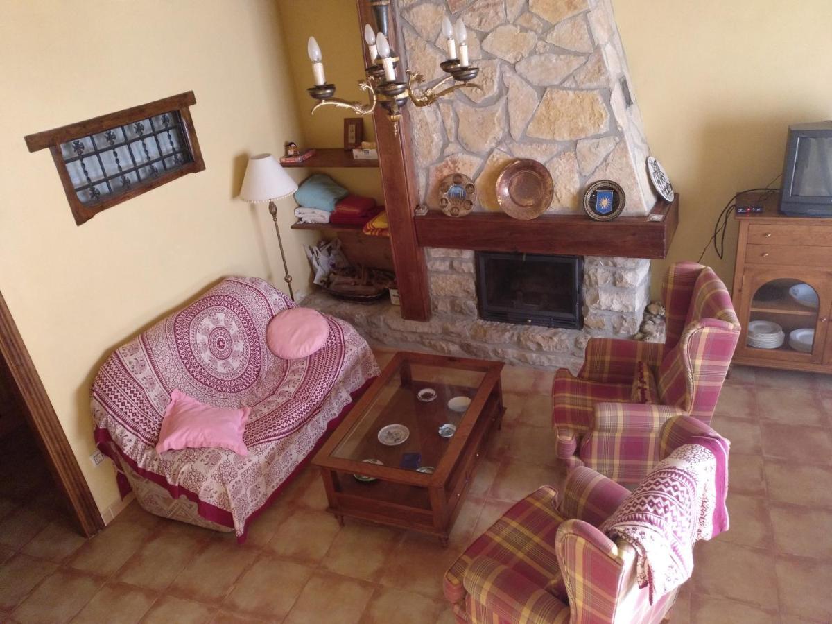 Casa Rural Amador Villarroya de los Pinares Buitenkant foto