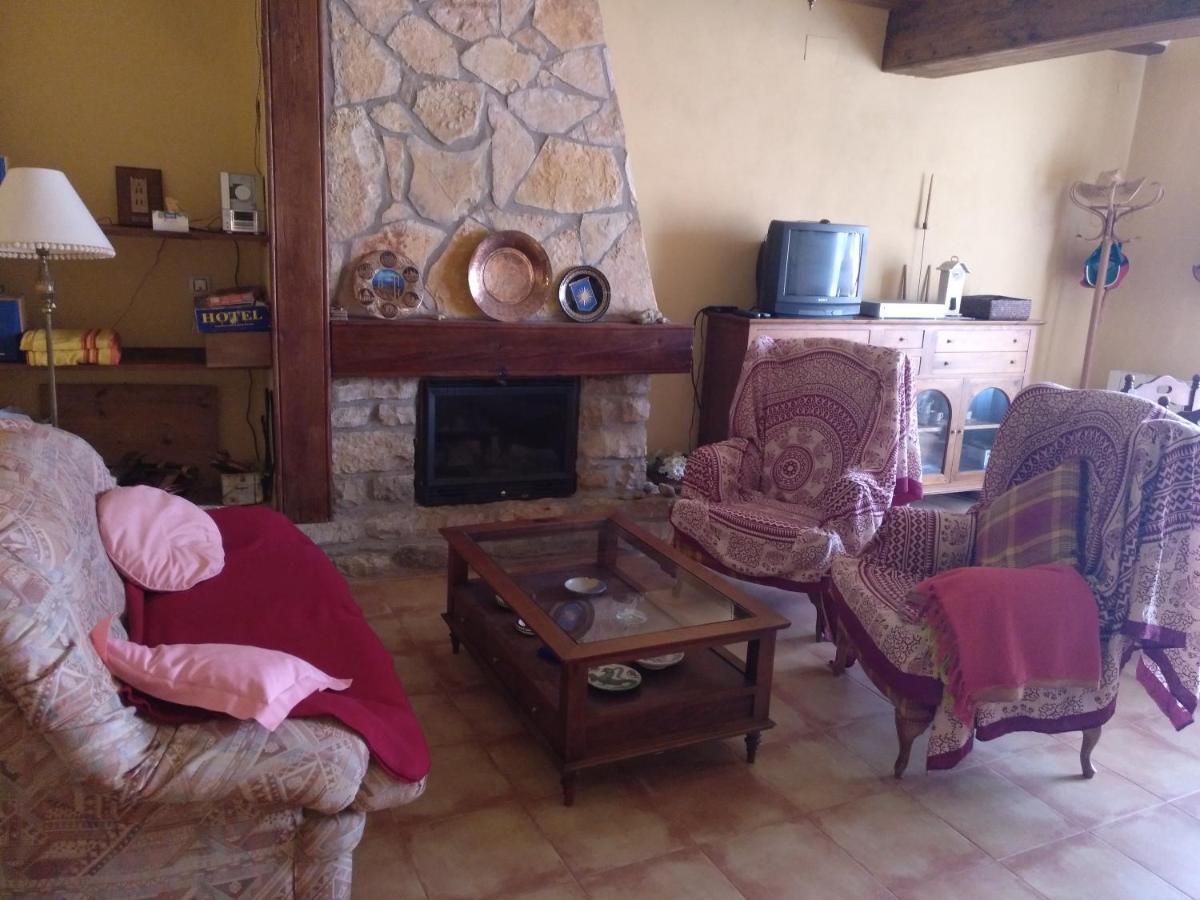 Casa Rural Amador Villarroya de los Pinares Buitenkant foto